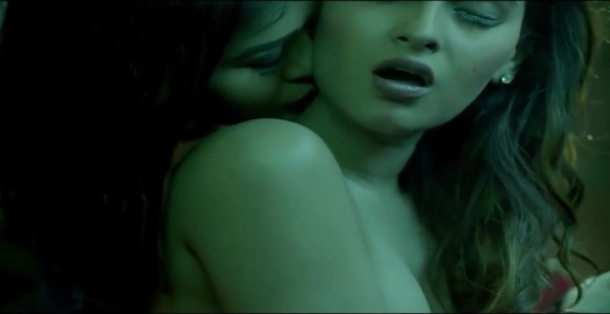 Xxx Heroins Video - Indian Actress Karishma Sharma Sakshi Hot Lesbian Sex Ragini MMS ...